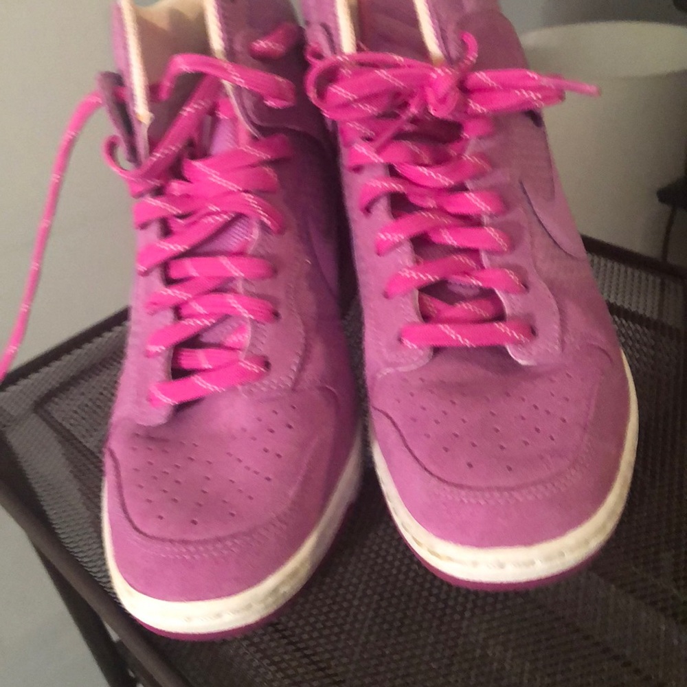 Nike. Wedge
